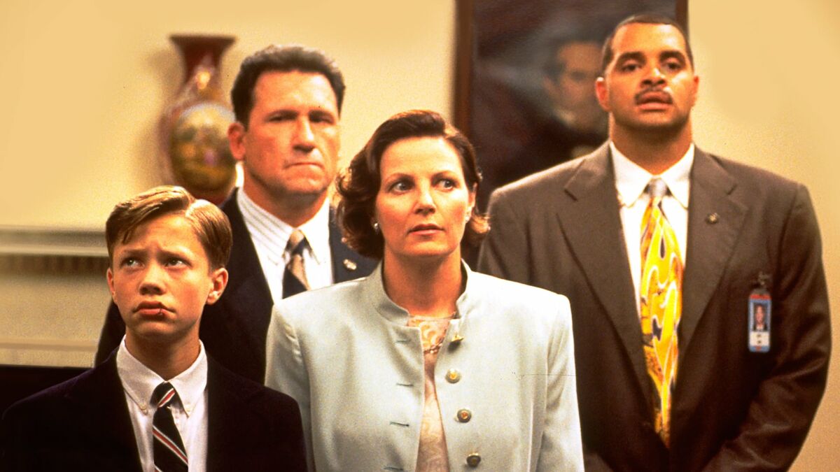 First Kid (1996) directed by David Mickey Evans • Reviews, film + cast • Letterboxd First Kid (1996) directed by David Mickey Evans • Reviews, film + cast • Letterboxd